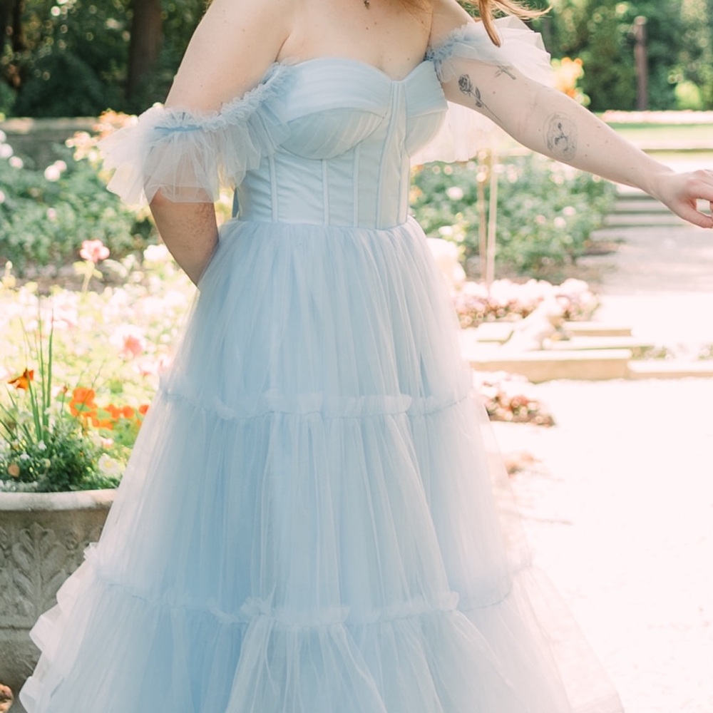 Elegant Off-Shoulder Blue Dress